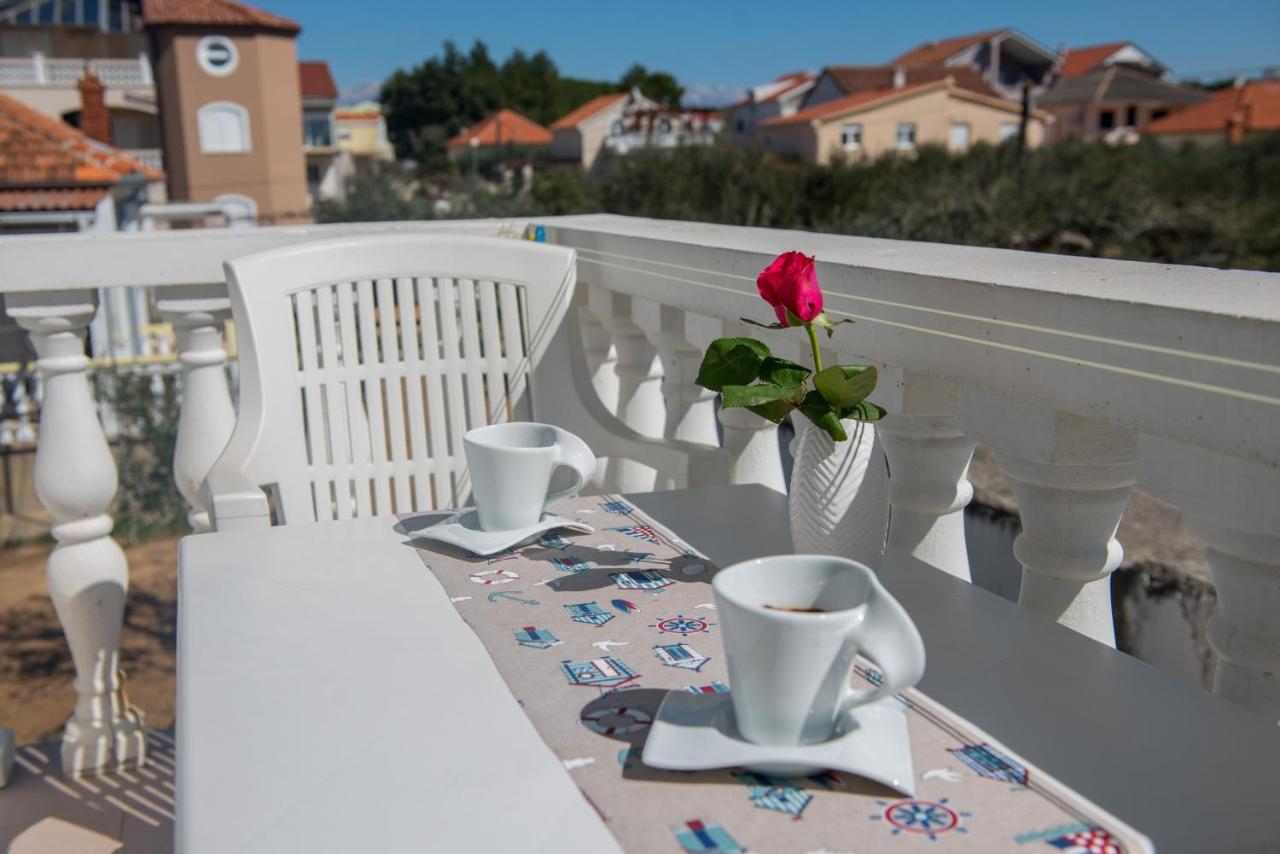 Apartmani Fila Врси Екстериор снимка