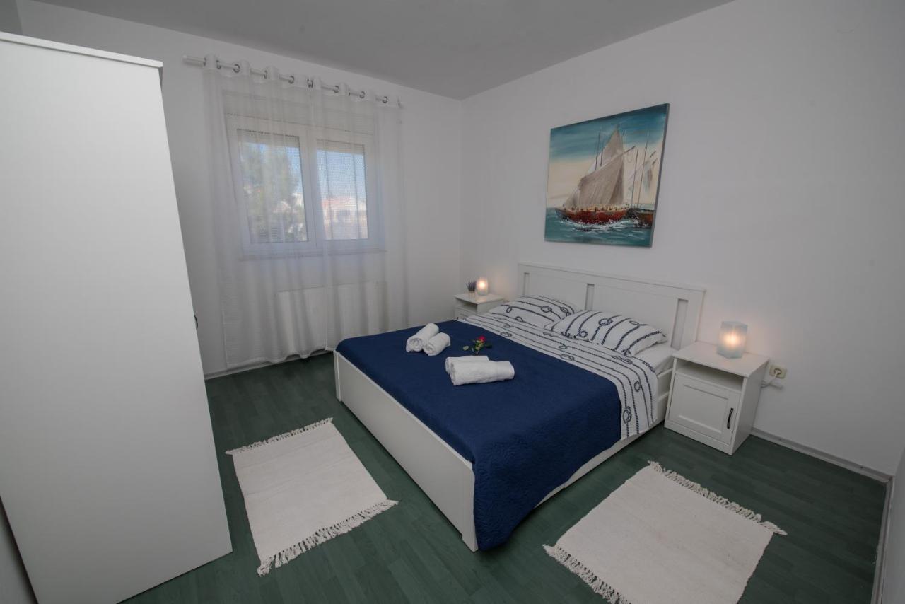Apartmani Fila Врси Екстериор снимка