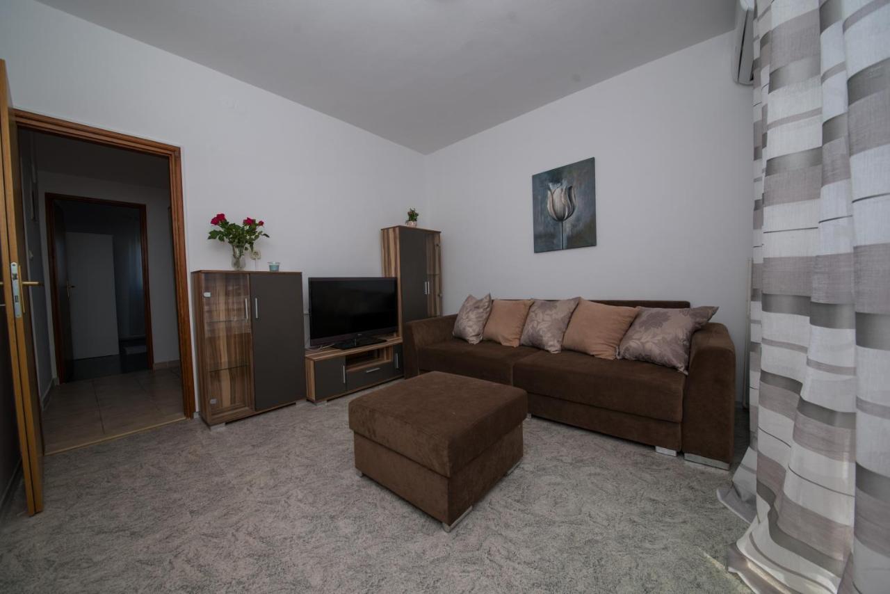 Apartmani Fila Врси Екстериор снимка