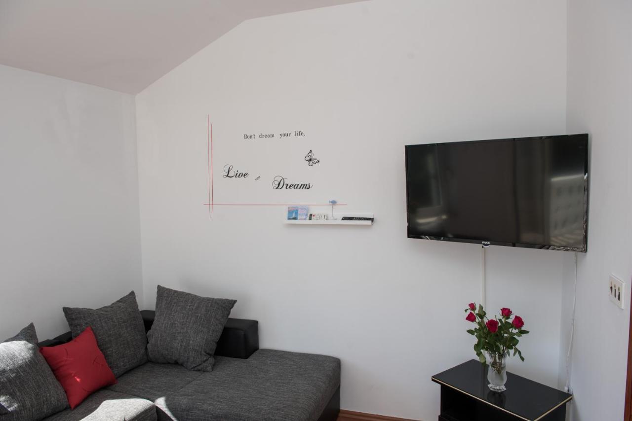 Apartmani Fila Врси Екстериор снимка